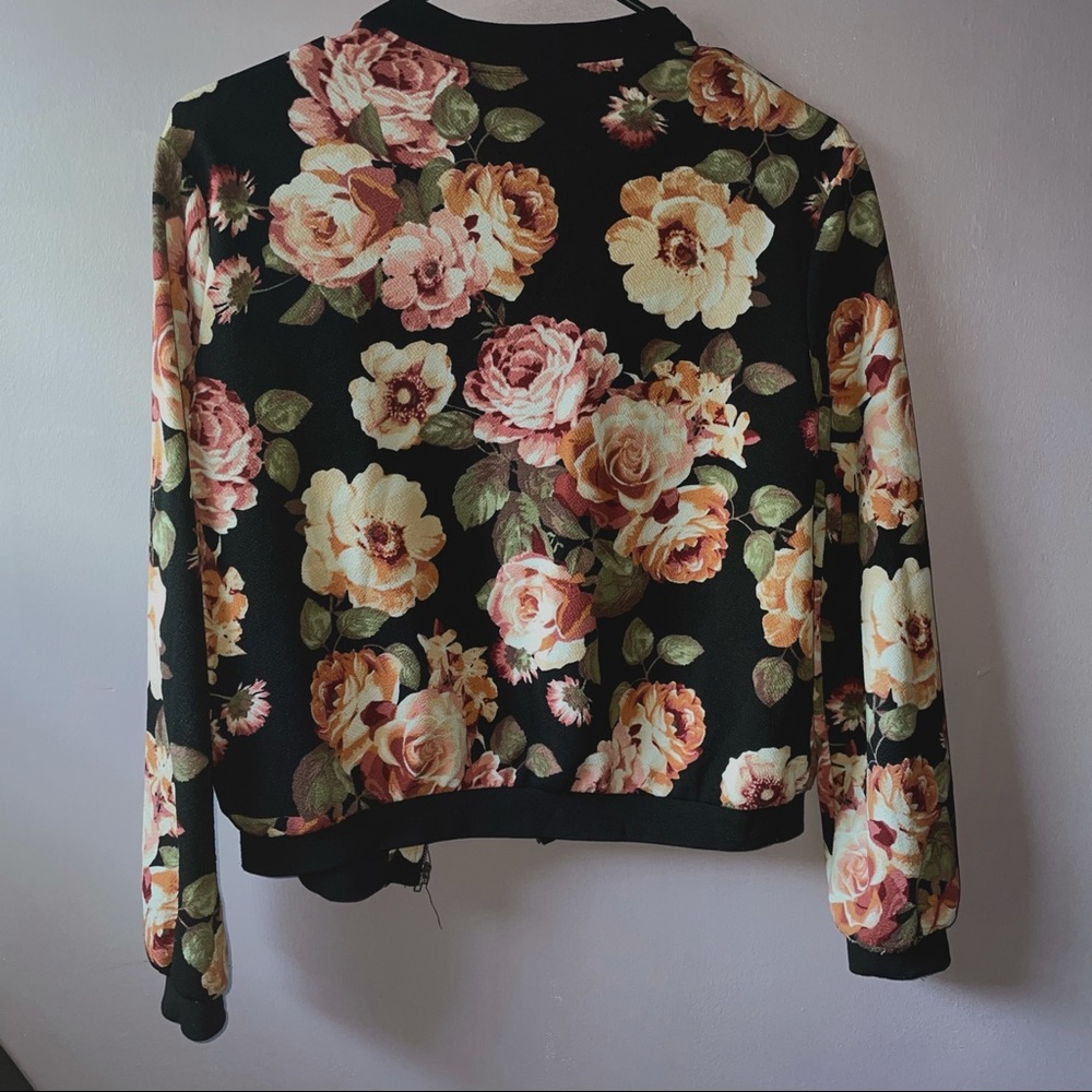 Floral jacket - Picture 2 of 4